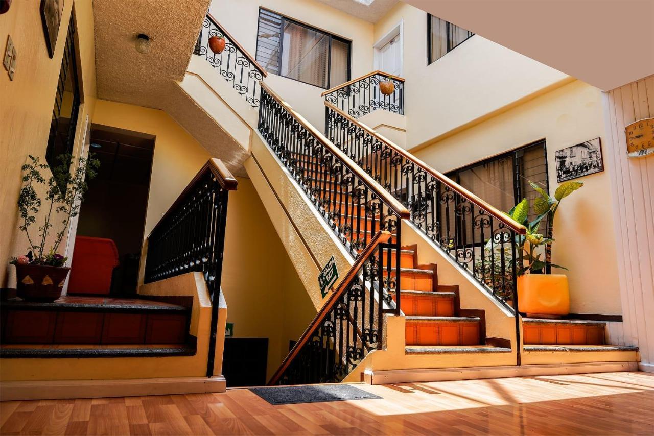 Hotel Mariscal Inn & Suite 쿠엔카 외부 사진